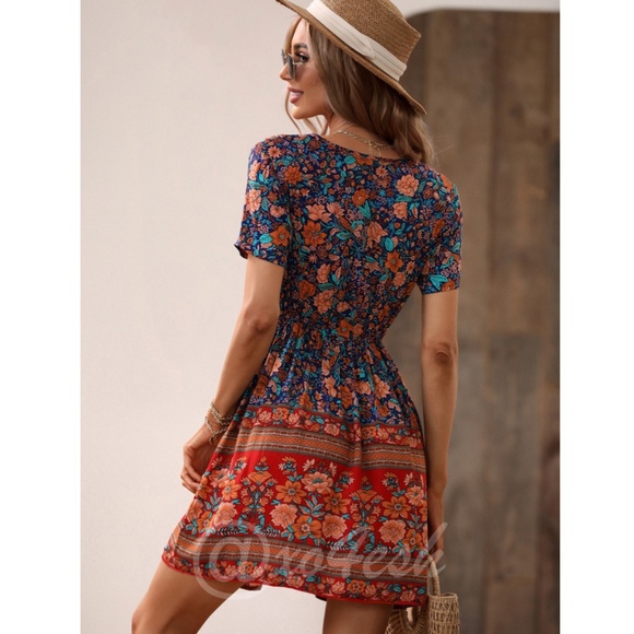 Boho Summer Dress V-Neck Floral Print - Picture 2 of 8